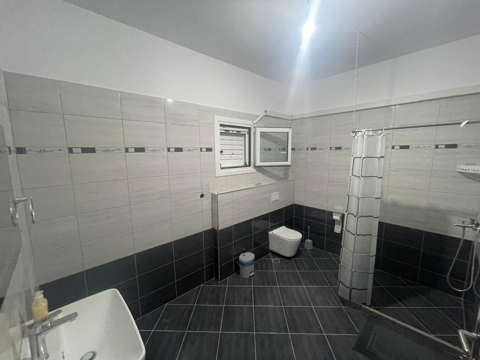סרנדה Vanesa Rooms מראה חיצוני תמונה